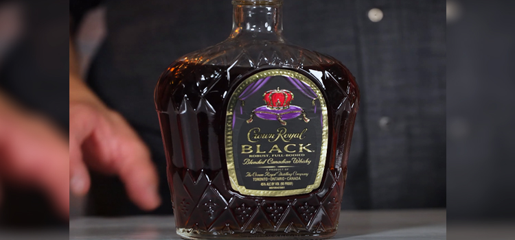 Crown Royal Canadian Whisky Flavors List: Full Guide (2023) - Liquor ...