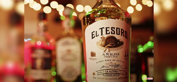 Bottle of El Tesoro Anejo